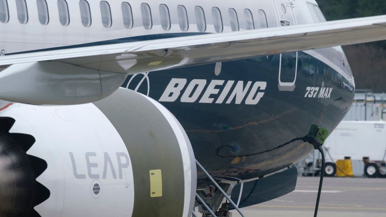 Un avion d’essai Boeing 737 MAX 9 aperçu lors des essais en mars. La flotte du 737 MAX a été immobilisée après que deux avions se soient écrasés en moins de cinq mois 