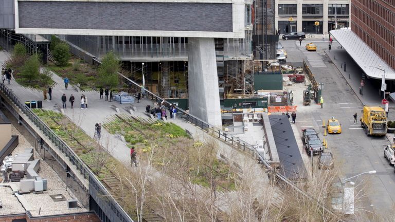 Le parc High Line est vu du Whitney Museum of American Art