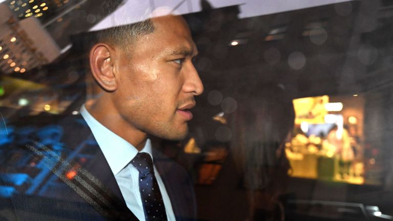 Israël Folau affirme que sa résiliation constitue une discrimination religieuse