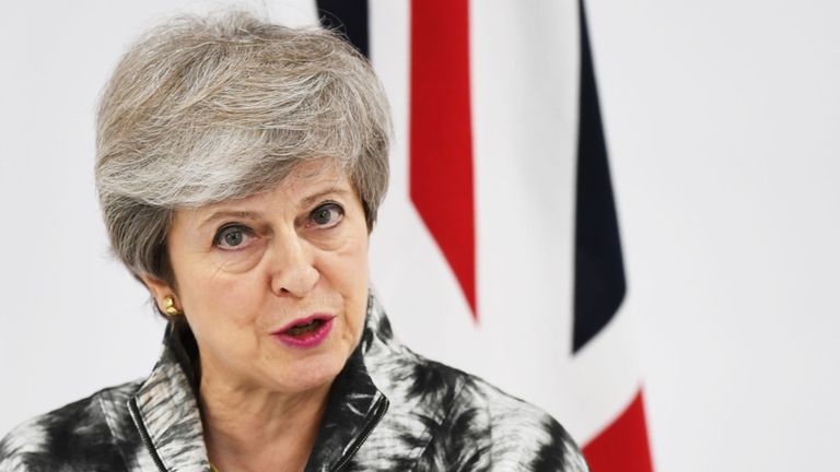 Theresa May prend la parole lors d'une conférence de presse lors du sommet du G20