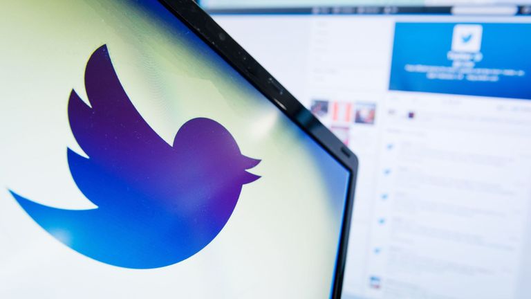 Les utilisateurs de Twitter ont été exclus de leurs comptes après avoir craqué pour une blague en ligne