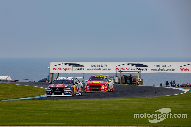 Jamie Whincup, ingénieur Triple Huit Holden, Scott McLaughlin, DJR Team Penske Ford