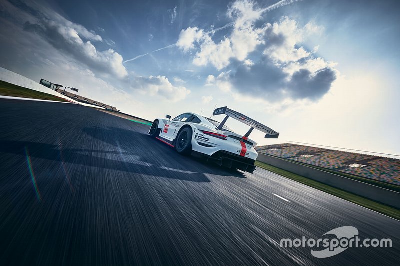 Porsche 911 RSR 2019
