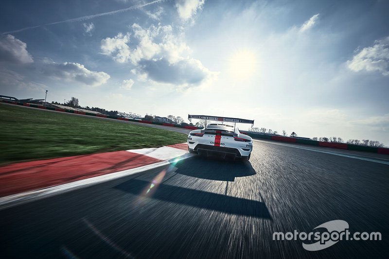 Porsche 911 RSR 2019