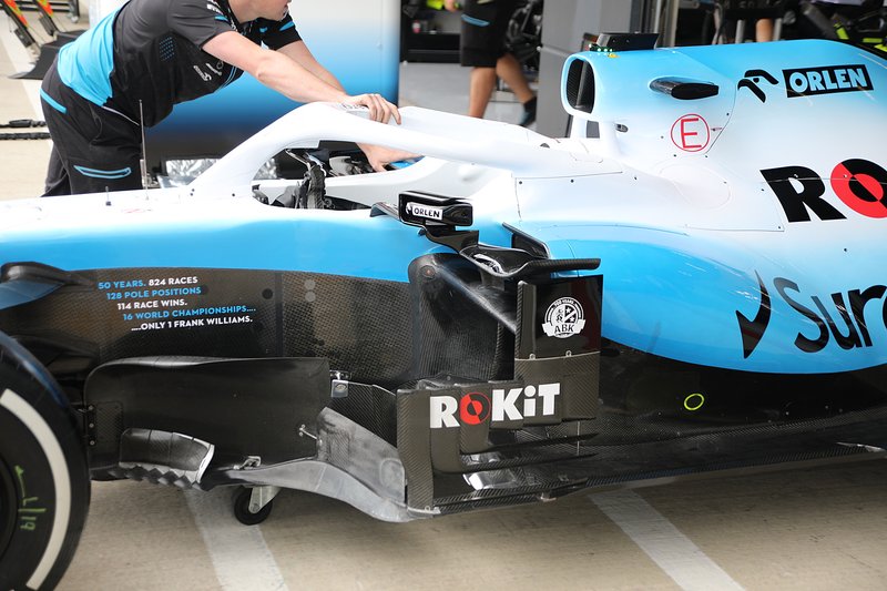 Détail du côté de la Williams FW42