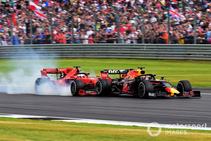 Sebastian Vettel, Ferrari SF90 dans larrière de Max Verstappen, Red Bull Racing RB15 
