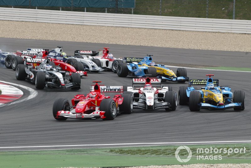 Michael Schumacher, Ferrari F2004 en tête du début