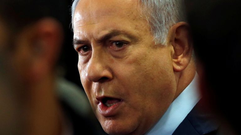 Le Premier ministre israélien Benjamin Netanyahu s'adresse aux médias à la Knesset, le parlement israélien, à Jérusalem le 30 mai 2019. REUTERS / Ronen Zvulun