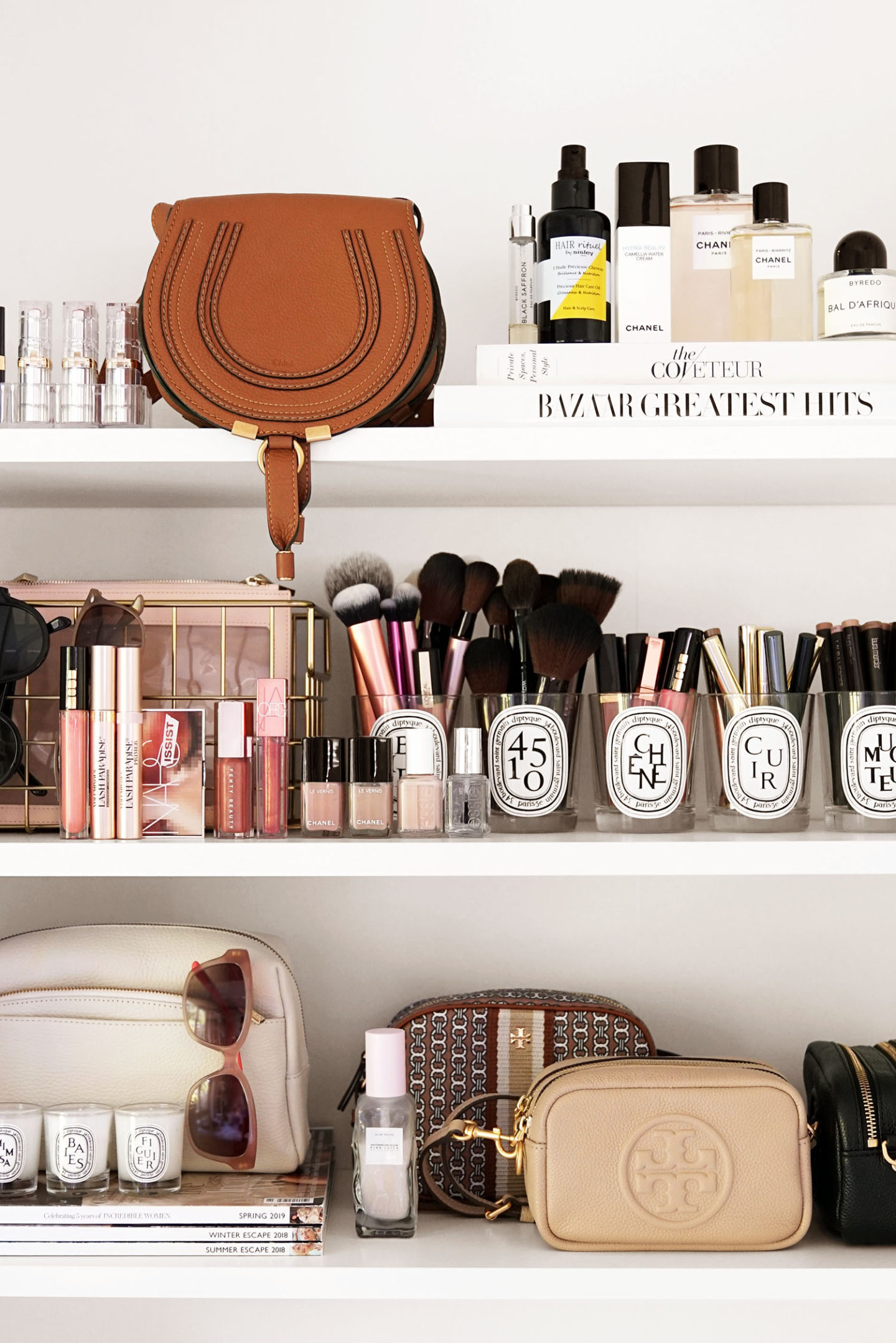 Juillet Favoris Shelfie Sabrina | Le look book beauté