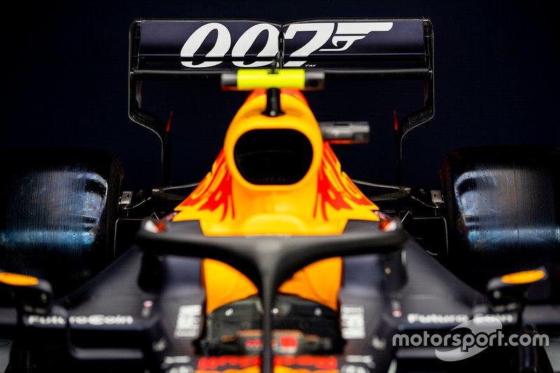 Une livrée inspirée de James Bond du Red Bull Racing RB15