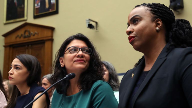 De gauche à droite: Alexandria Ocasio-Cortez, Rashida Tlaib et Ayanna Pressley seront probablement trois des personnes visées par les tweets de M. Trump.