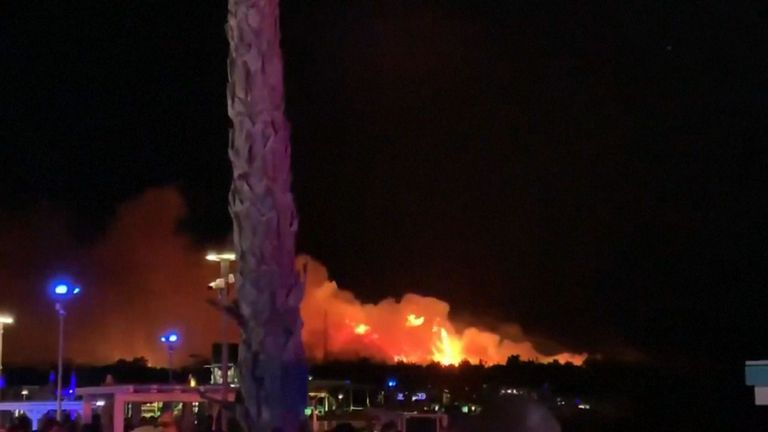 L'incendie a conduit à la fermeture du site du festival