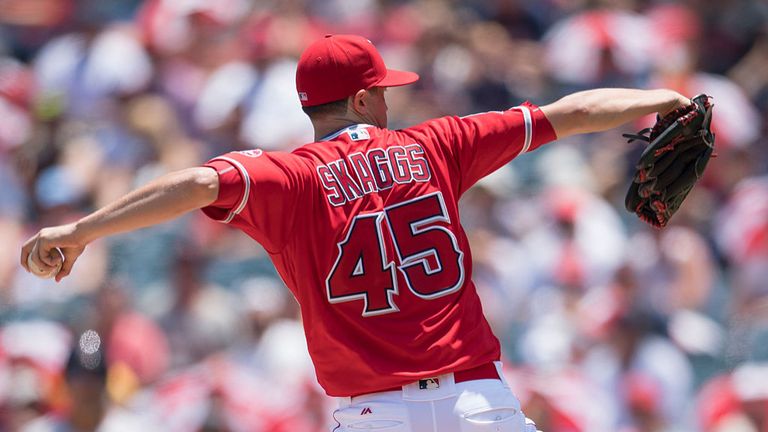 Tyler Skaggs tangue