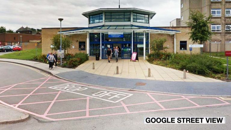 Les infirmières étaient censées être hors de leur visage. à l'hôpital de Warrington