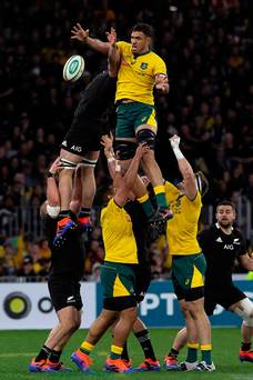L’Australie a battu son record de tous les temps contre les All Blacks à Perth, le carton rouge de Scott Barrett a été décisif