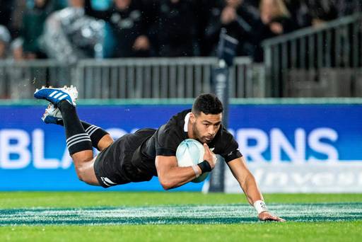 La Nouvelle-Zélande prend sa revanche sur l'Australie avec un blanchiment généreux pour conserver la Coupe Bledisloe