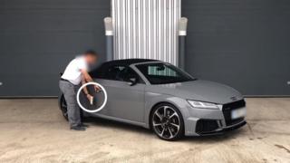 Quelle voiture? test de sécurité dans une Audi TT RS
