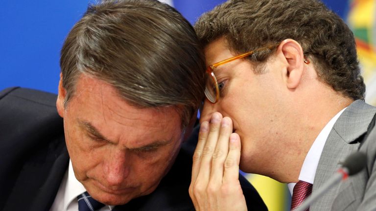 Bolsonaro et Salles ont appelé à davantage de développement en Amazonie