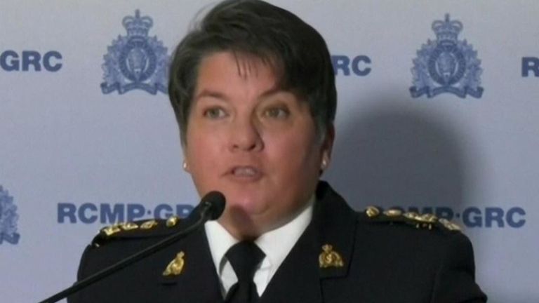 La police canadienne affirme avoir retrouvé les corps des suspects dans une enquête sur le triple meurtre