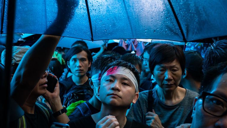 Hong Kong: la marche des parapluies