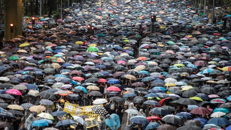 Pour tenter d'arrêter une manifestation de cette taille, il y aurait presque certainement des vies perdues