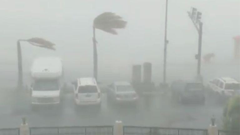 L'ouragan Dorian a frappé St Thomas mercredi dans les îles Vierges américaines