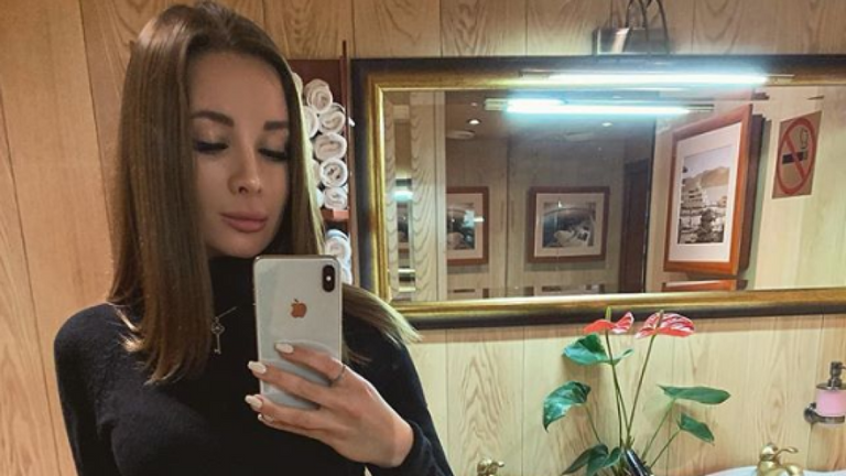 Mme Karaglanova a été retrouvée dans une valise de son appartement à Moscou. Pic: Instagram / katti_loves_life