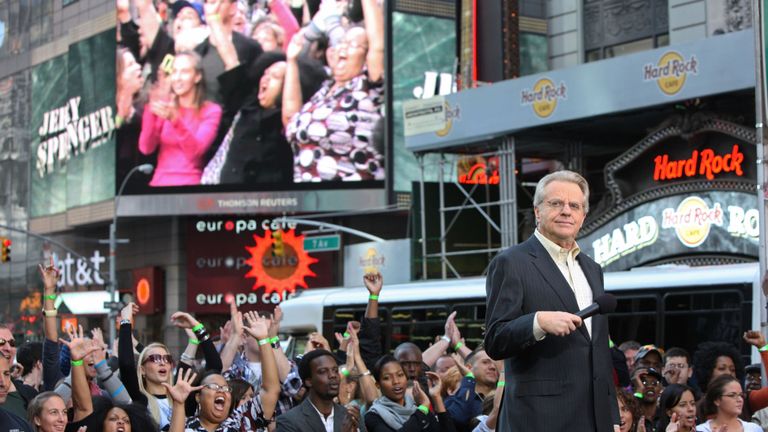 Jerry Springer, personnalité de la télévision, assiste à l’enregistrement de 