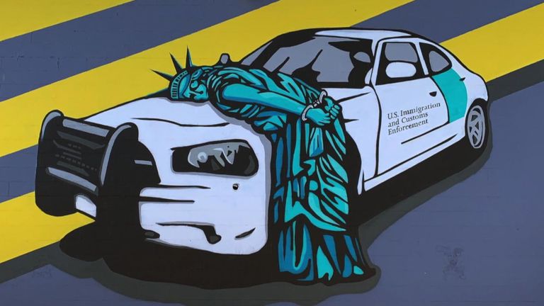 Peinture murale de la propagande recyclée dans le quartier des arts de Las Vegas Pic: Propagande recyclée