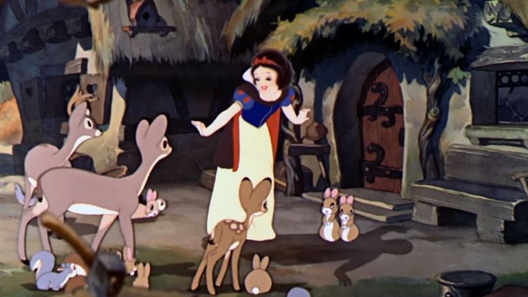 Blanche-Neige et les sept nains était le premier long métrage de Walt Disney. Pic: Disney