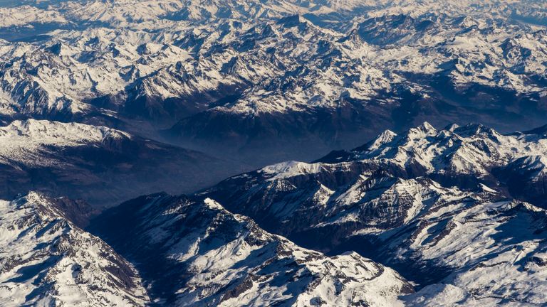 Des microplastiques ont été trouvés dans la neige dans les Alpes suisses