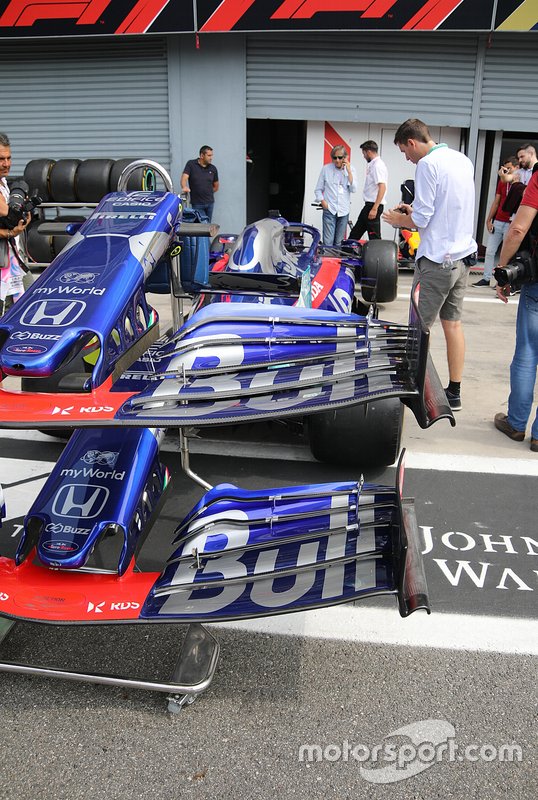 Aile avant Toro Rosso STR14
