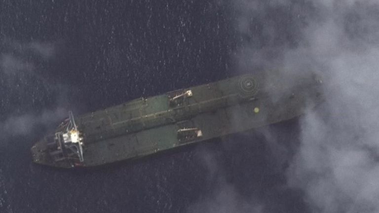 Adrian Darya-1 apparemment montré par des images satellites près de la Syrie