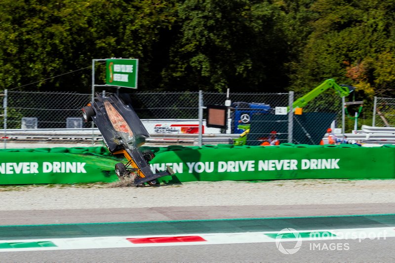 Alexander Peroni, Campos Racing, se bloque