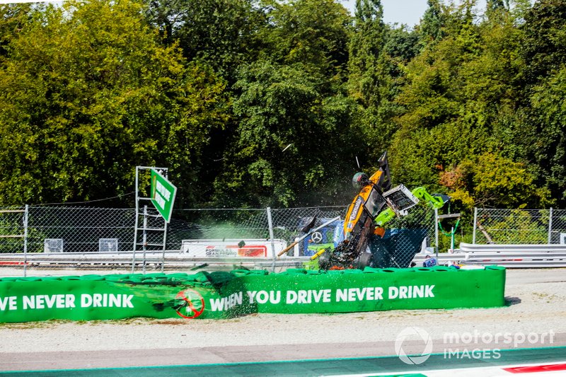 Alexander Peroni, Campos Racing, se bloque