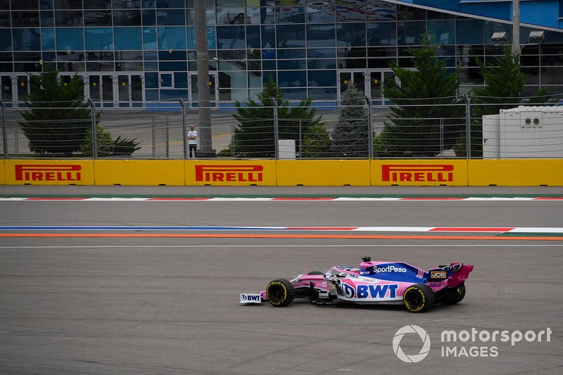 Sergio Perez, Racing Point RP19, court large