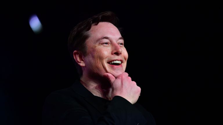 Le PDG de Tesla, Elon Musk, s'exprimant lors du dévoilement du nouveau Tesla Model Y à Hawthorne, en Californie, le 14 mars 2019. (Photo de Frederic J. BROWN / AFP) (Le crédit photo devrait se lire FREDERIC J. BROWN / AFP / Getty Images)