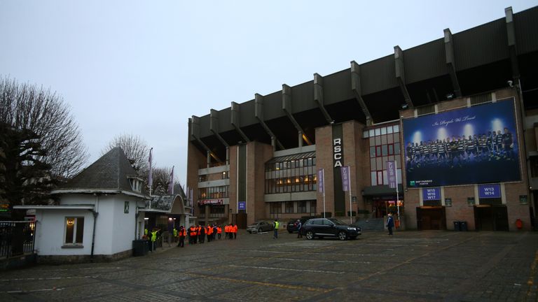 Bruxelles, Belgique - 18 février: Vue générale à l'extérieur du stade avant le match d'UEFA Europa League entre Anderlecht et l'Olympiakos FC au stade Constant Vanden Stock le 18 février 2016 à Bruxelles, en Belgique. (Photo de Catherine Ivill - AMA / Getty Images)