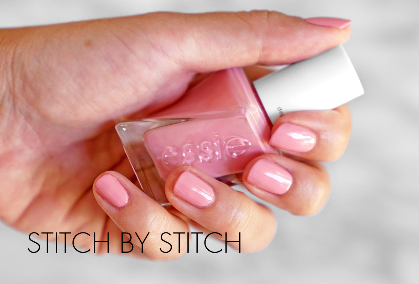 Essie Stitch par Stitch