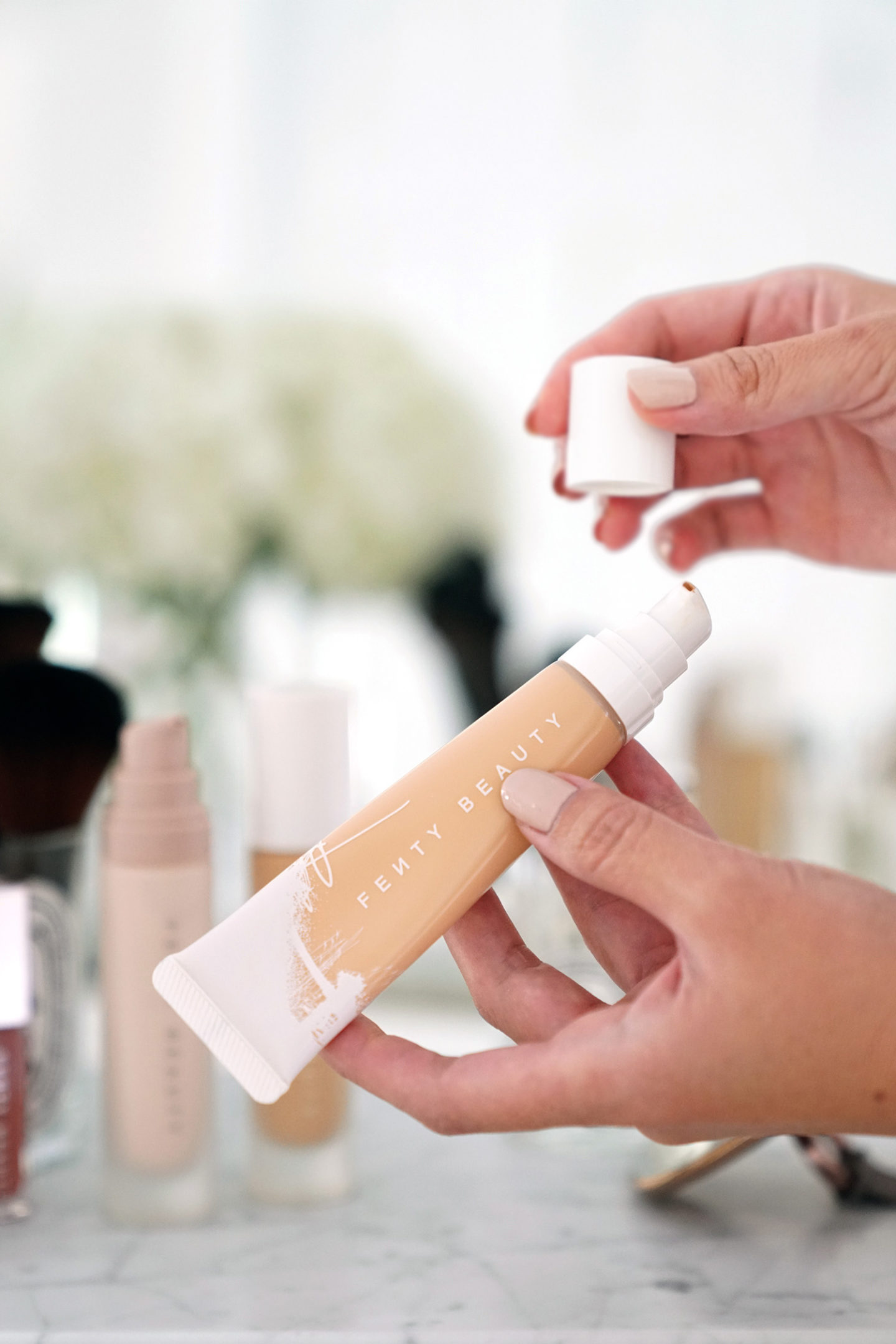Examen de la Fondation hydratante Fenty Pro Filt'r