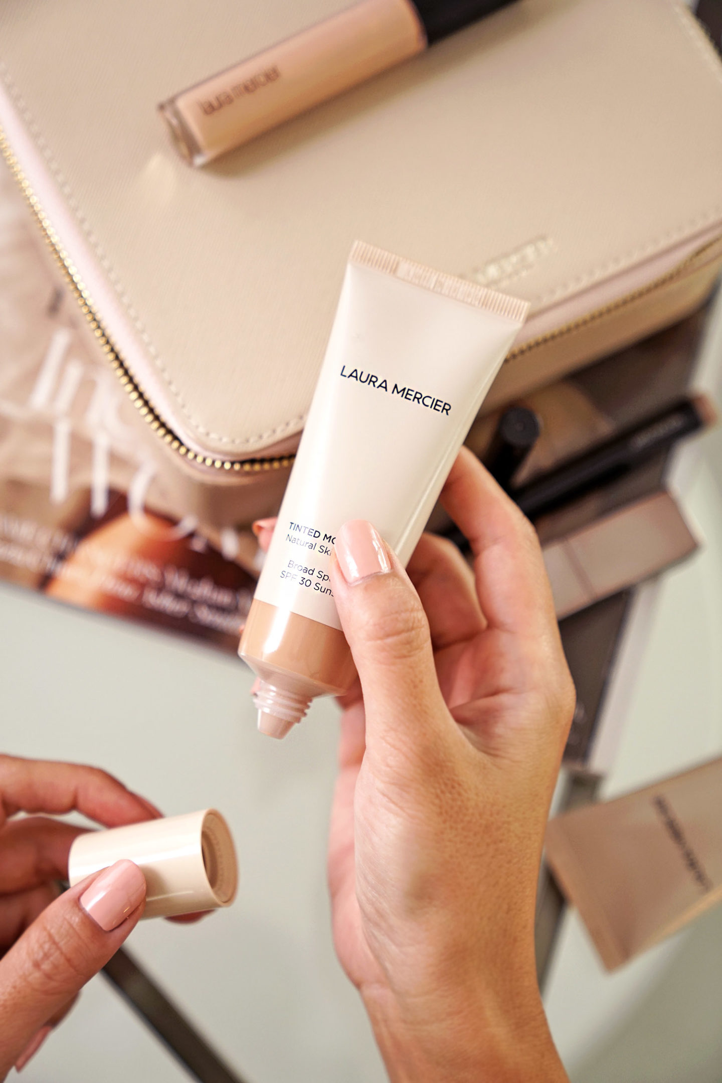 Laura Mercier Hydratant Teinté Nouvelle Formule Sable 3N1
