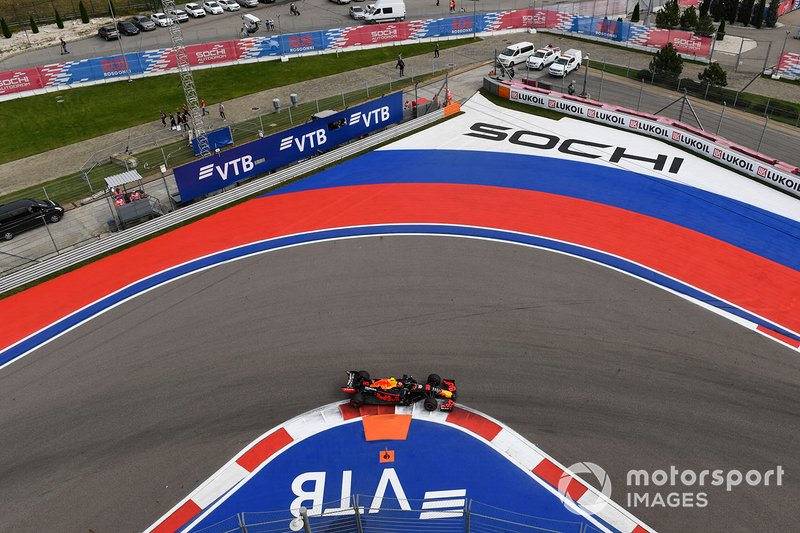 Alex Albon, Red Bull RB15 