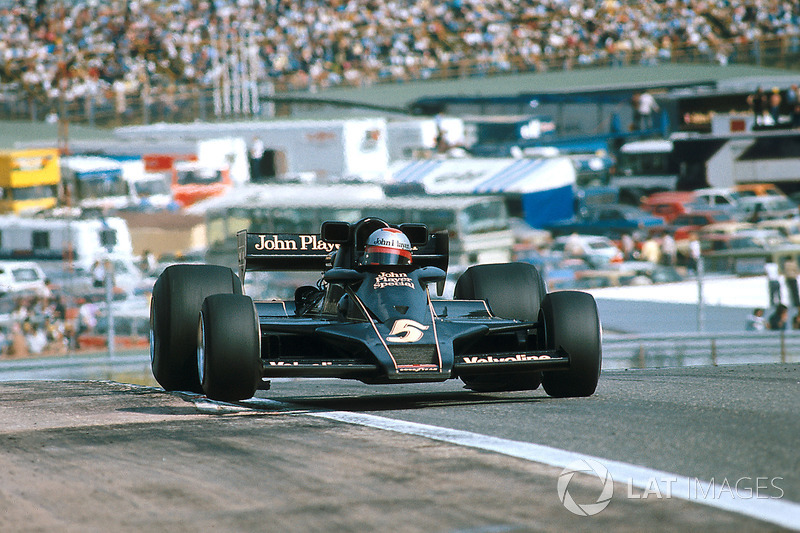 34: Mario Andretti, 22 ans