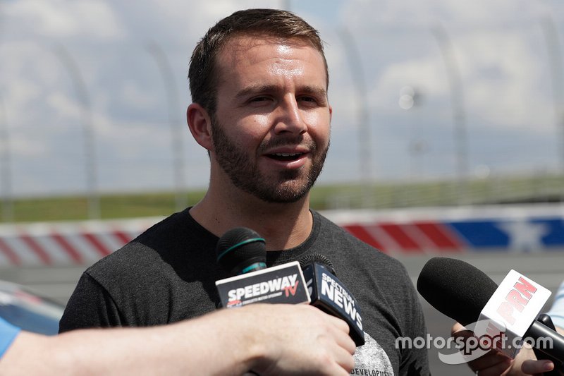 Matt DiBenedetto sur le Charlotte Motor Speedway