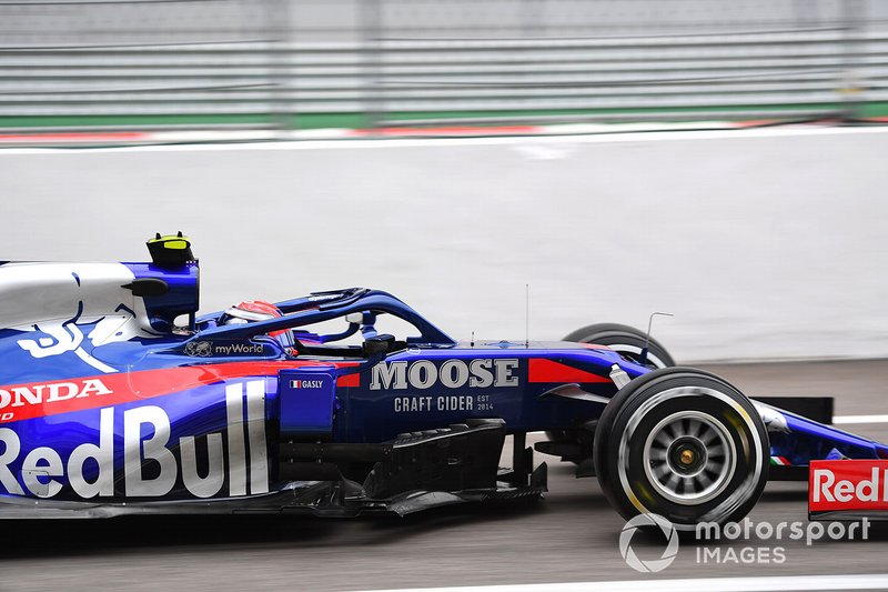 16: Pierre Gasly, Toro Rosso STR14, 133.950 (avec pénalité de 5 places sur la grille)