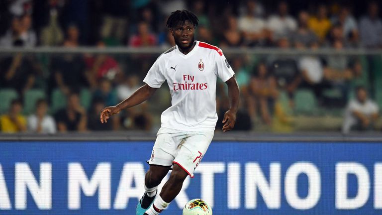Franck Kessie lors du match de Série A opposant Hellas Vérone et l'AC Milan au Stadio Marcantonio Bentegodi le 15 septembre 2019 à Vérone, en Italie.