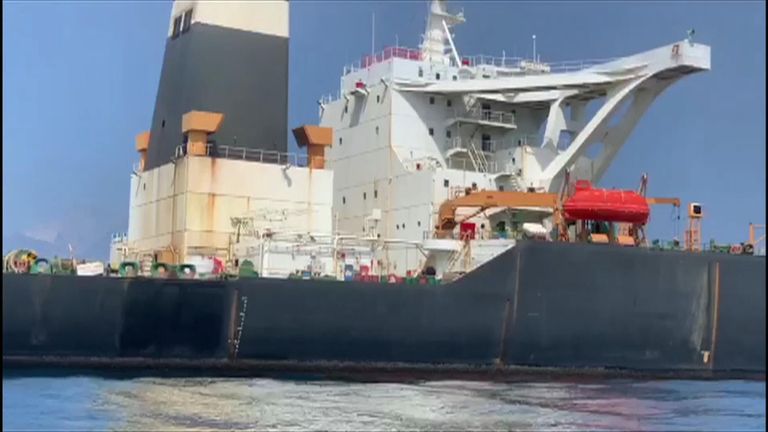 Les autorités de Gibraltar auraient libéré un super pétrolier iranien au centre d'un affrontement international avec Téhéran 