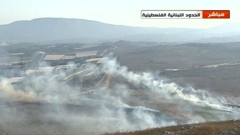 Un incendie a éclaté après les frappes de représailles d'Israël sur le Liban