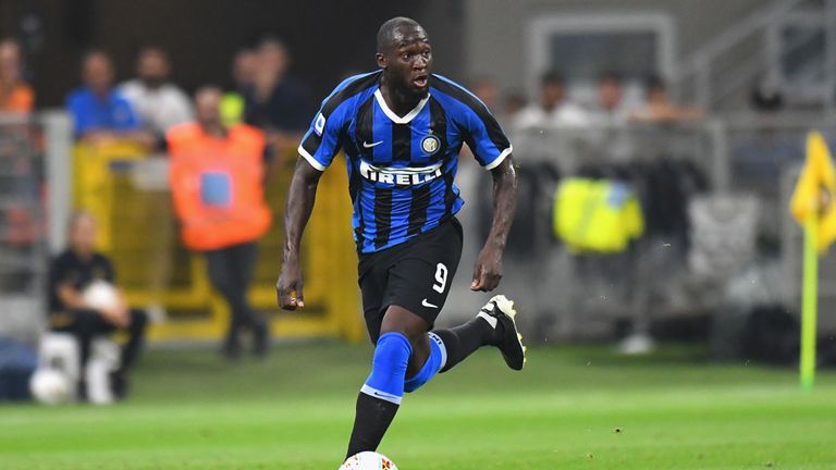 lors du match de série A opposant le FC Internazionale et l'US Lecce au Stadio Giuseppe Meazza le 26 août 2019 à Milan, en Italie.