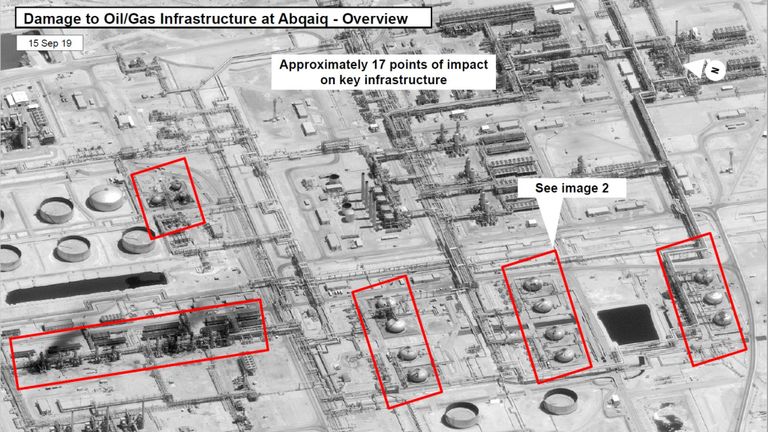 Image satellite montrant les dommages causés à l'infrastructure saoudienne de pétrole et de gaz Aramco à Abqaiq, en Arabie saoudite 